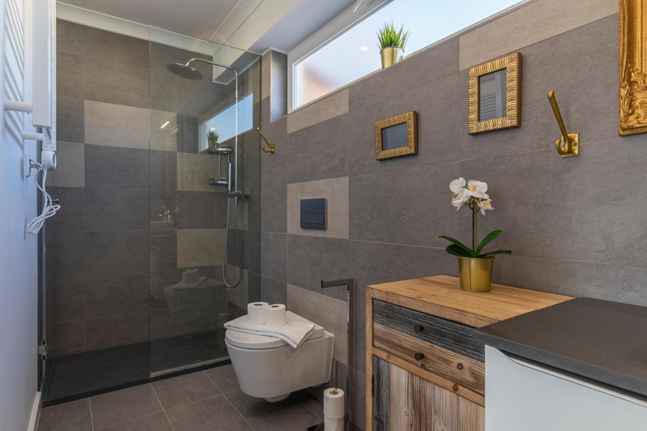 Lovelystay - Sunny 1Bdr Apartment W/Terrace Lisboa Exteriör bild