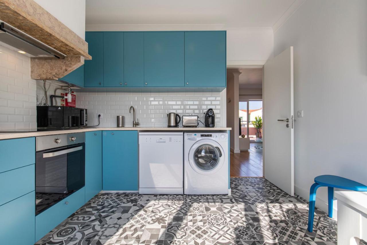 Lovelystay - Sunny 1Bdr Apartment W/Terrace Lisboa Exteriör bild