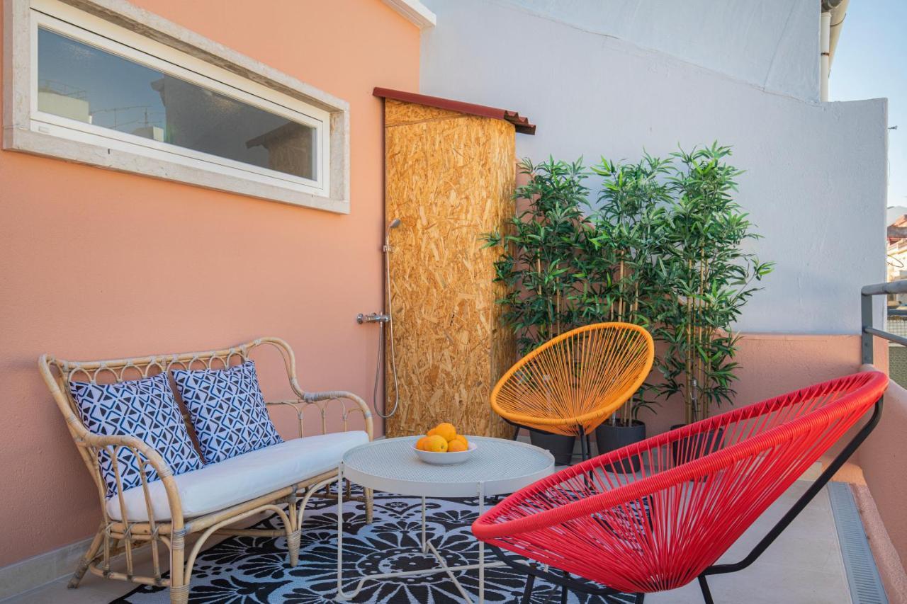 Lovelystay - Sunny 1Bdr Apartment W/Terrace Lisboa Exteriör bild